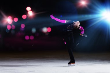 küçük kız Artistik buz pateni