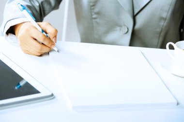 belgelerin imzalanması