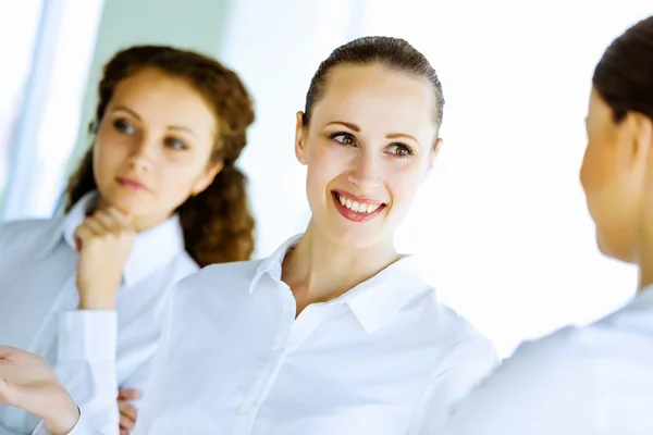 Vrouwen op presentatie — Stockfoto