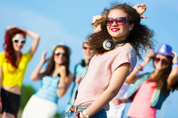 Young girl — Stock Photo, Image