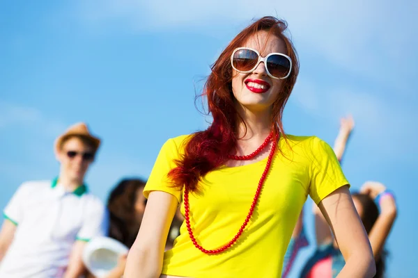 Young girl — Stock Photo, Image