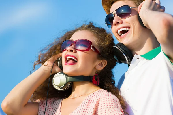 Young couple — Stock Photo, Image