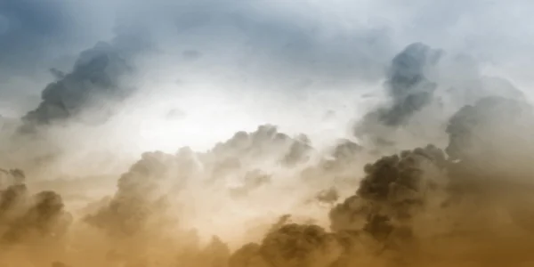 Stürmischer Himmel — Stockfoto