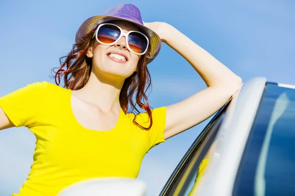 Mujer en coche — Foto de Stock