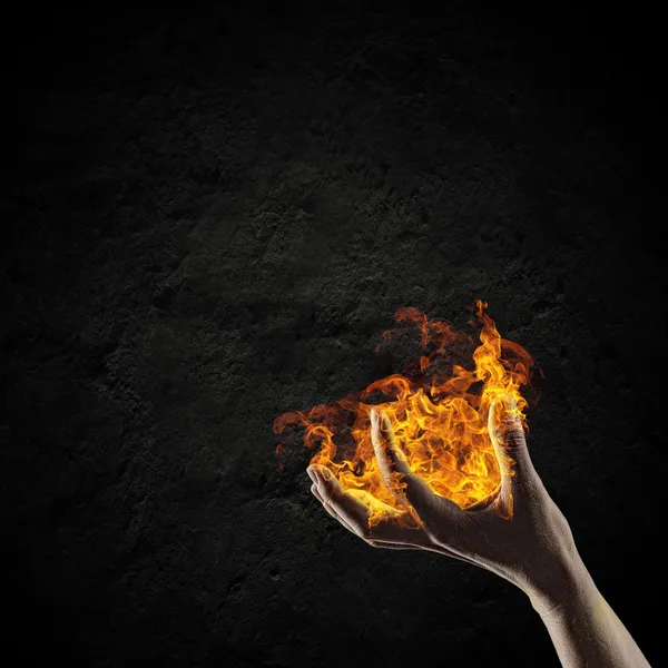 Fire in hand — Stock Photo, Image