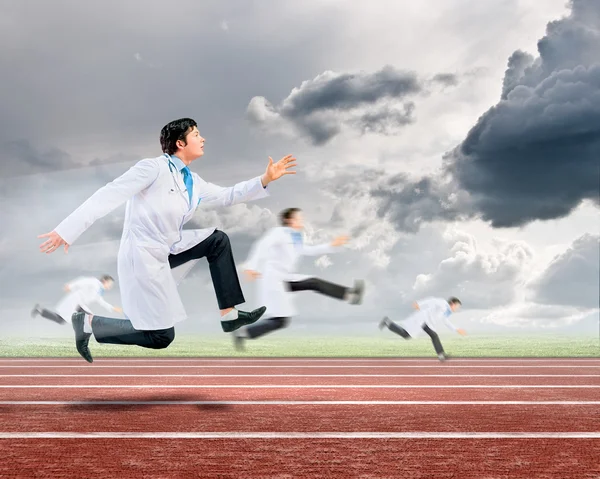 Running doctor — Stock Photo, Image