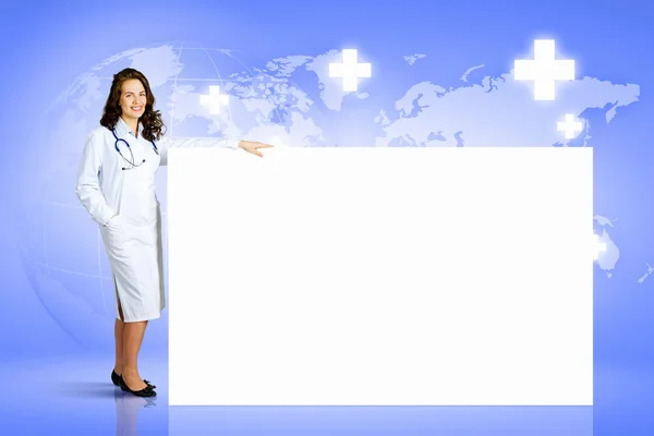 Medico con banner — Foto Stock