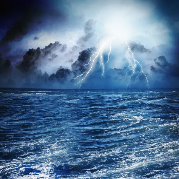 Bouře v noci — Stock fotografie