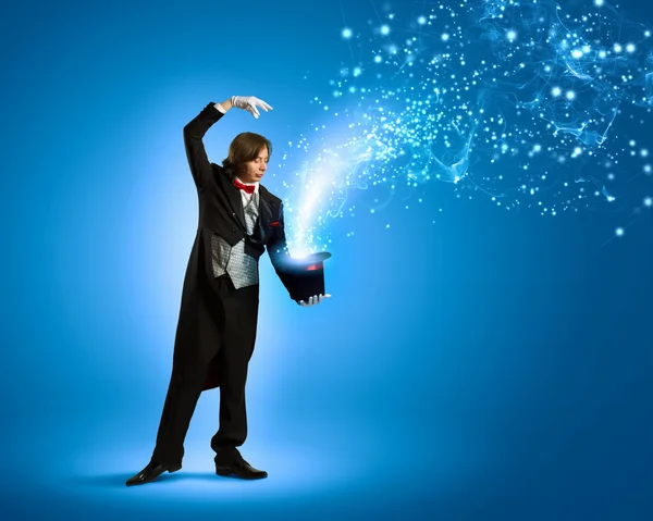 Magician with hat — Stock Photo, Image