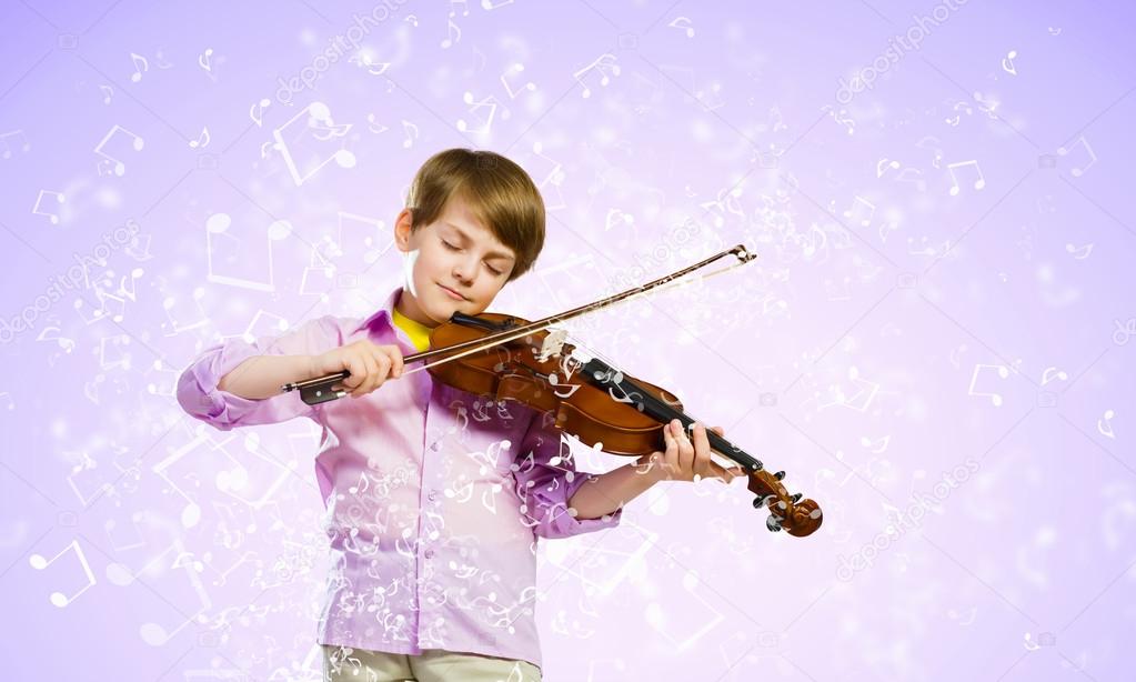 Boy violinist