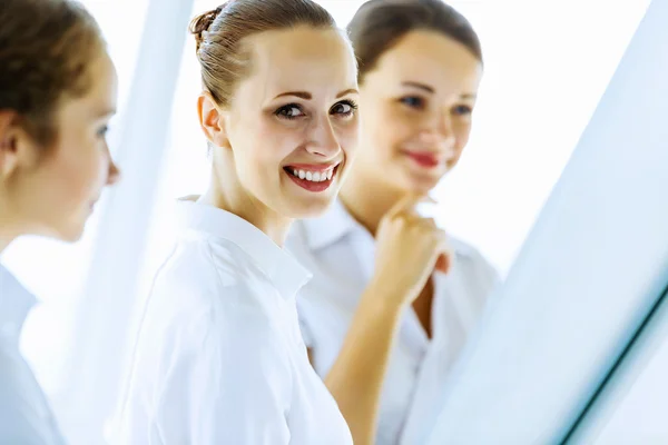 Women at presentation — Stock Photo, Image