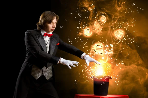 Magician with hat — Stock Photo, Image