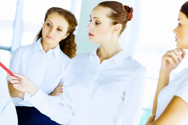 Women at presentation — Stock Photo, Image