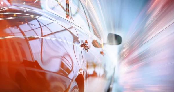 Achteraanzicht van luxeauto — Stockfoto