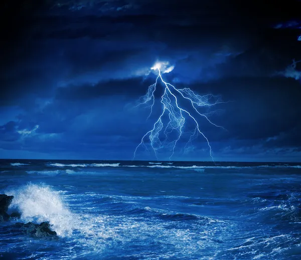 Tempestade à noite Imagem De Stock