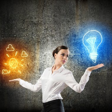 iş öğeleri ile kadını