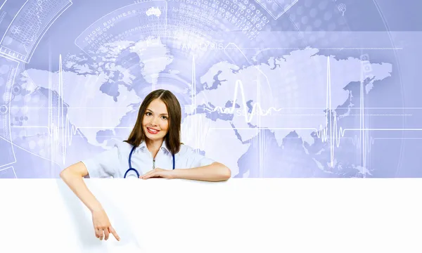 Medico con banner — Foto Stock