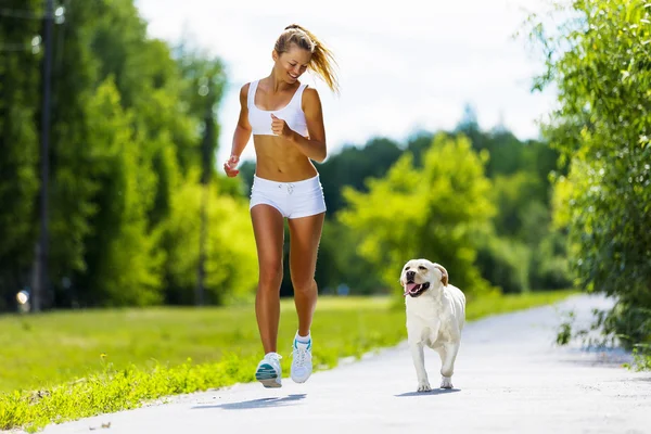 Chica del deporte —  Fotos de Stock