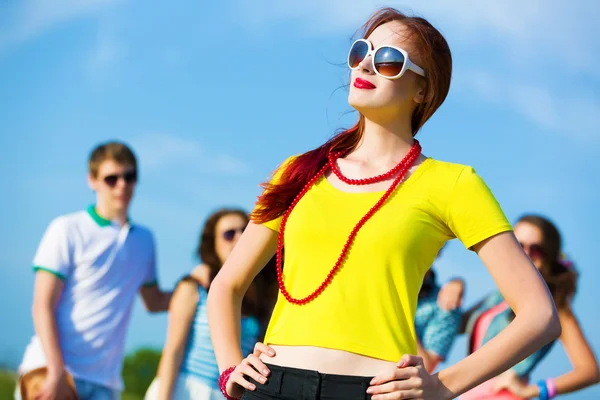 Young girl — Stock Photo, Image