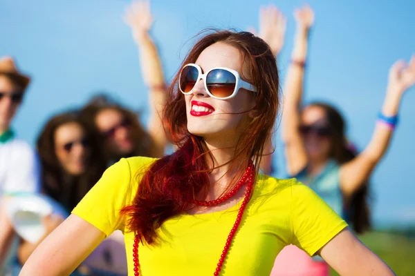 Young girl — Stock Photo, Image