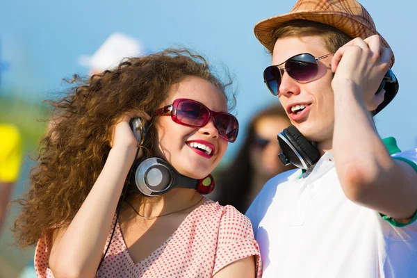 Young couple — Stock Photo, Image