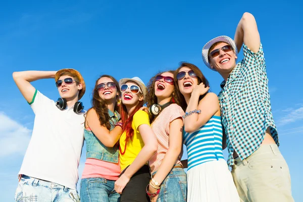 Grupo de jóvenes — Foto de Stock