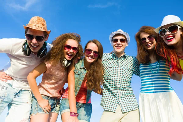 Group of young people — Stock Photo, Image