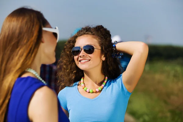 Youth and friendship — Stock Photo, Image