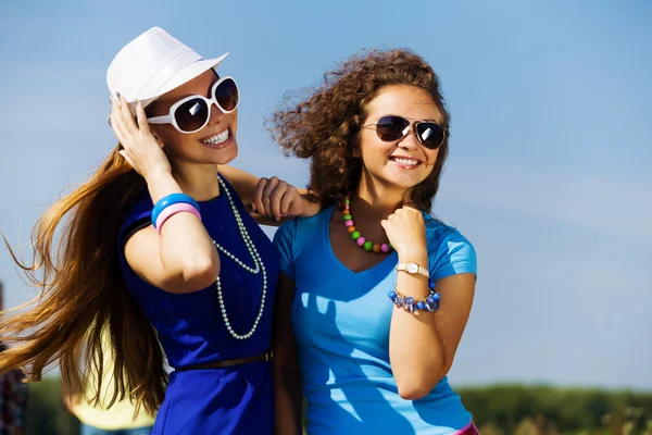 Jugend und Freundschaft — Stockfoto