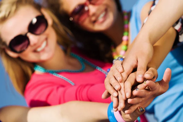 Friendship gesture — Stock Photo, Image