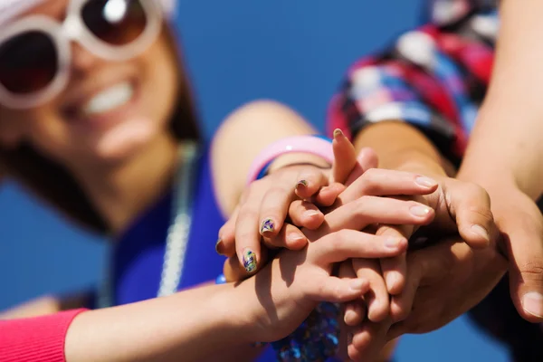 Friendship gesture — Stock Photo, Image