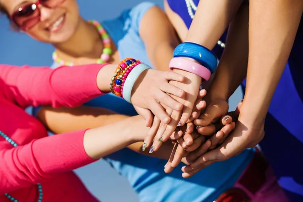 Friendship gesture — Stock Photo, Image