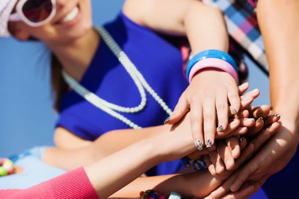 Friendship gesture — Stock Photo, Image