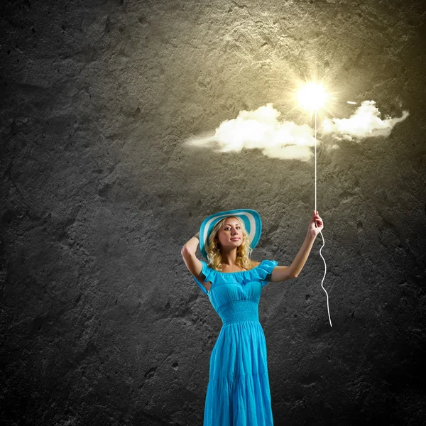 Mujer con globo —  Fotos de Stock