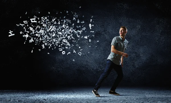 Man op de vlucht — Stockfoto