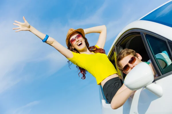 Couple in car — Stock Photo, Image