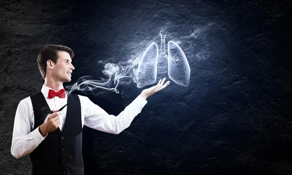 Man smoking pipe — Stock Photo, Image