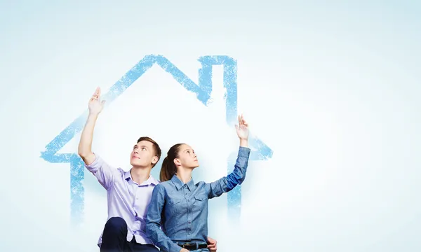 Young happy couple — Stock Photo, Image