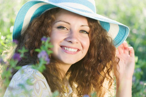 Girl in hat — Stock Photo, Image