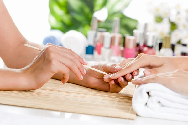 Mujer en el salón de belleza — Foto de Stock