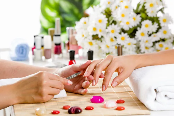 Mujer en el salón de belleza — Foto de Stock