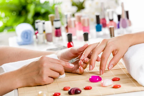 Mujer en el salón de belleza —  Fotos de Stock