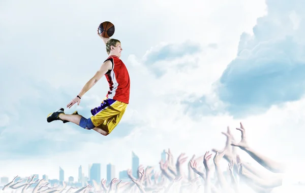 Jogador de basquetebol — Fotografia de Stock