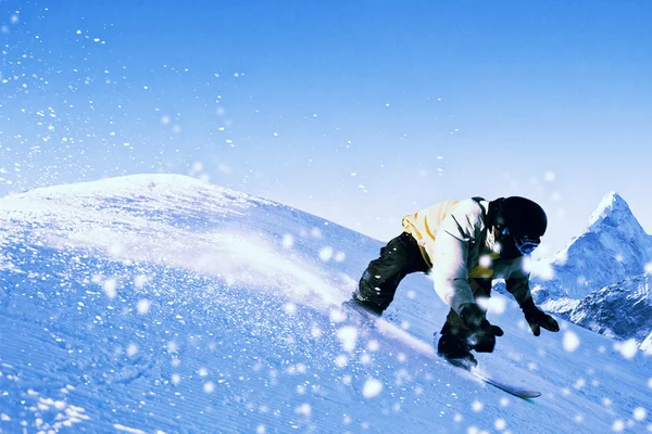 Snowboarding in mountains — Stock Photo, Image