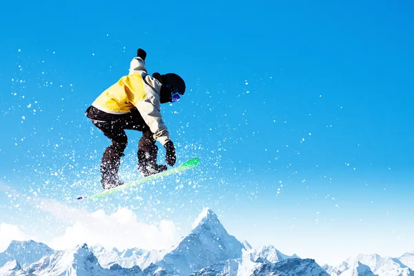 Snowboard en montagne — Photo