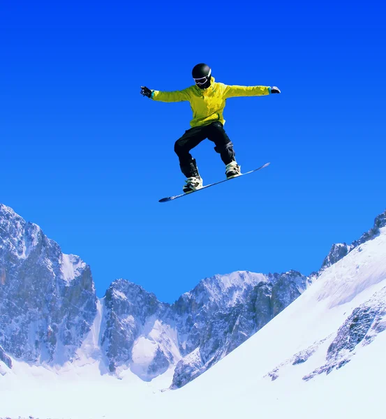 Snowboard i bergen — Stockfoto