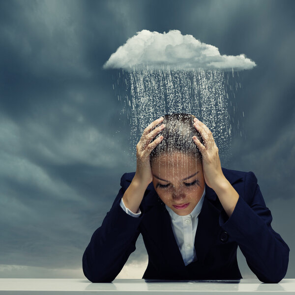 Депрессивная деловая женщина
