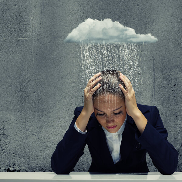 Депрессивная деловая женщина
