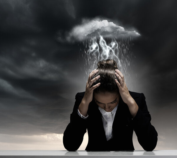 Депрессивная деловая женщина
