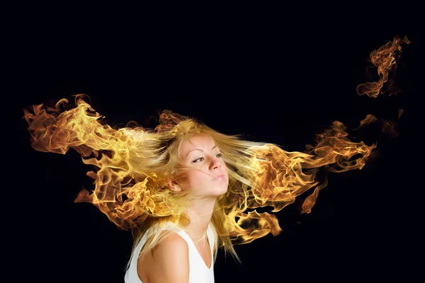Блондин у вогонь — стокове фото
